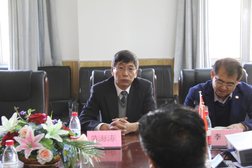 陈海涛院长发表讲话